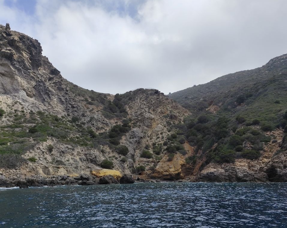 cala dell'allume all'isola del giglio